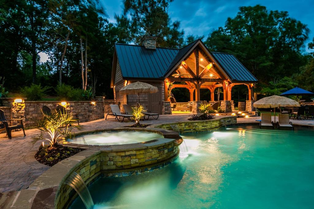 Eatonton House | The Estate