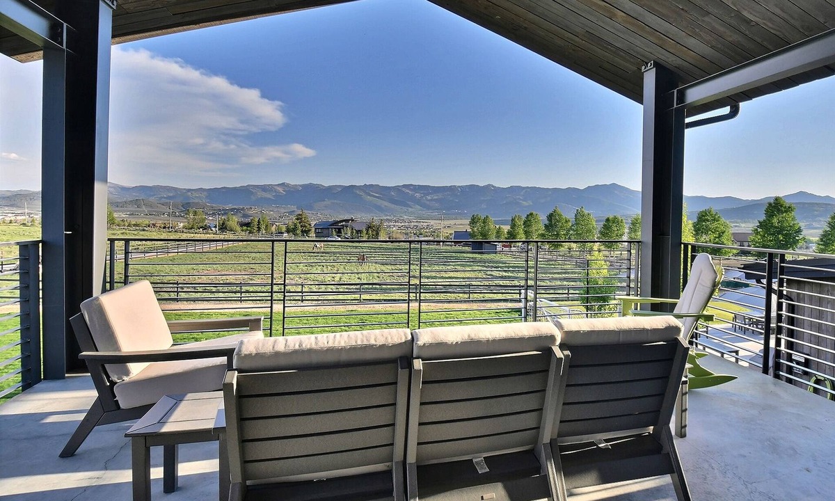 North Snyderville Basin House | The Ultimate Vacation Rental Property - It's One Of A Kind