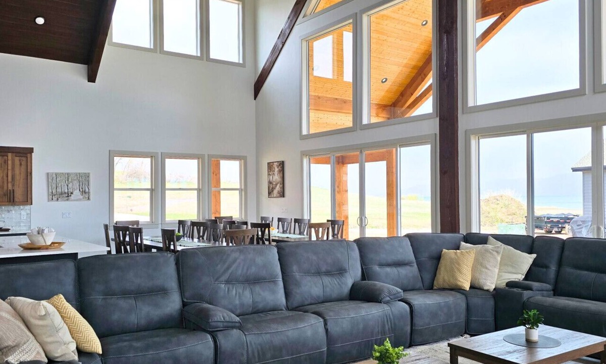 Fish Haven House | Timberhaven Cabin | Bear Lake Retreat | Sleeps 40+