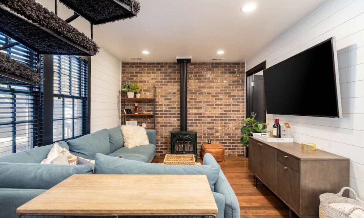 North Park City House | Victorian Village - Walk to Ski Lift & Main St.