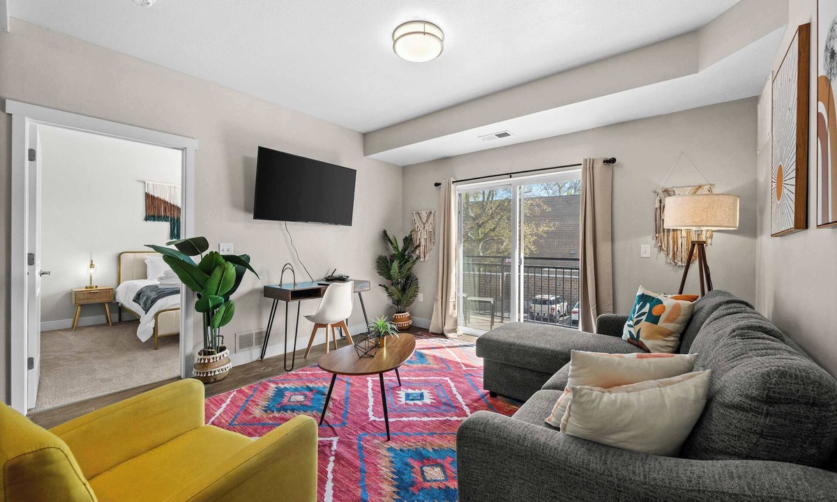 Fairpark Apartment | Walkable SLC 2BR Delta & Airport