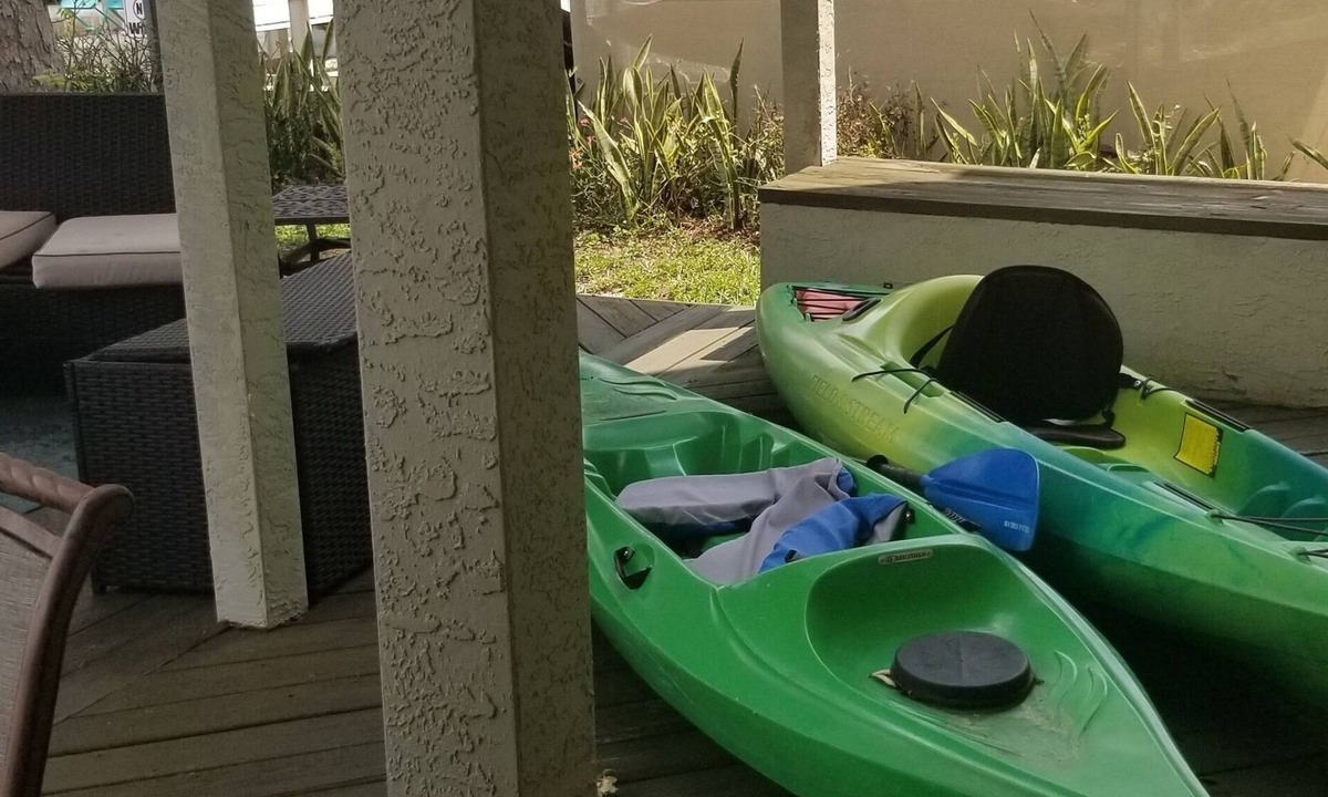 Weeki Wachee Gardens Apartment | Weeki Wachee Quiet Getaway