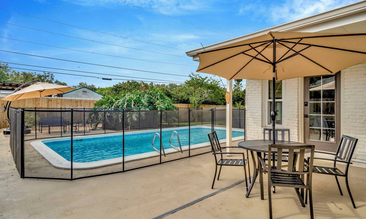 Carrollwood House | Welcoming Tampa retreat with private pool, game nights, outdoor grilling. Sleeps 8.