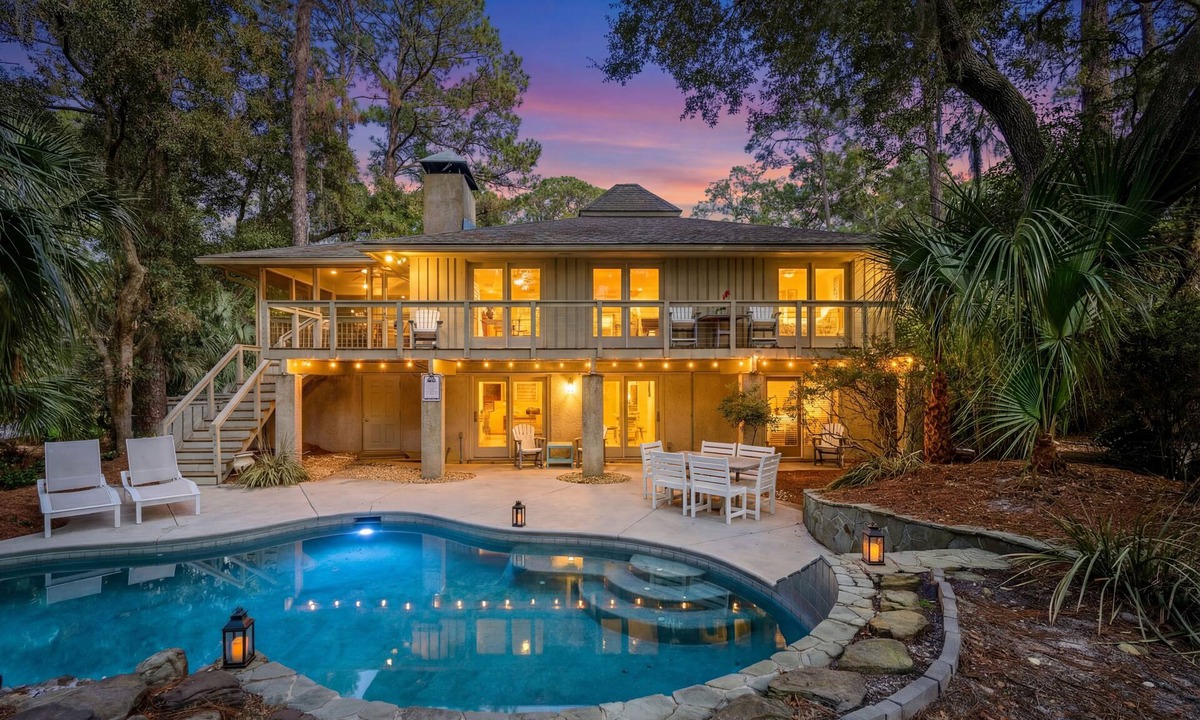 Sea Pines House | Wren's Nest - 4BR Sea Pines Retreat + Waterfall Pool + Walk to Beach