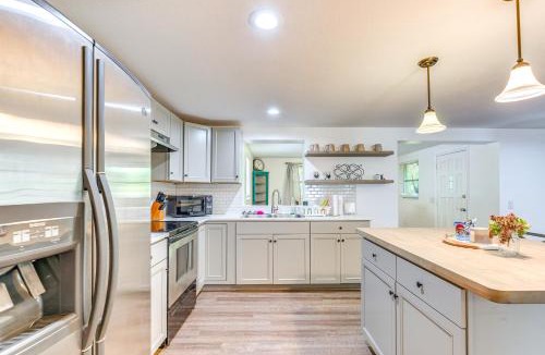 Chassahowitzka House | 1 Mi to Boat Ramp: Home Near Chassahowitzka River!