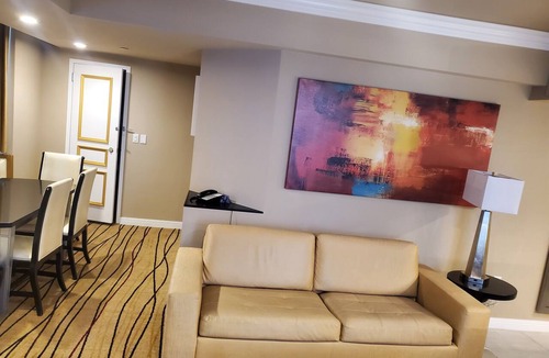 Winchester Apartment | 2-bedroom corporate apartment in charming Las Vegas with AC