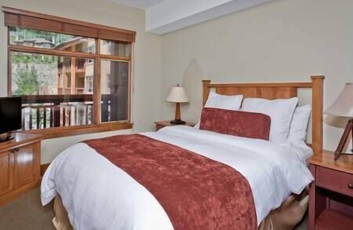Park City Resort | 2 BEDROOM SUITE SUNDIAL LODGE, PARK CITY UTAH