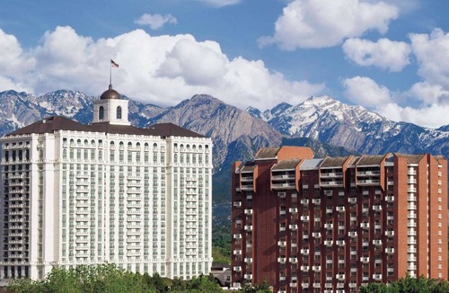 Downtown Salt Lake City Hotel | 2 Queen Suite | Grand America | Art Tour, boutiques, 2 Pools | 2 Units