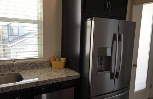 Daybreak House | 3-bedroom townhome in welcoming South Jordan with AC