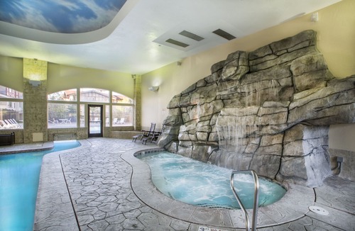 Midway Condo | 3 Bedroom Zermatt Villages 773 Condo
