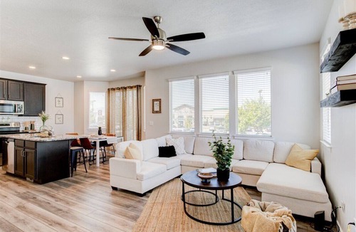 American Fork House | 30+ Stay Welcome! Pet Friendly! Garage! SWEET AF!