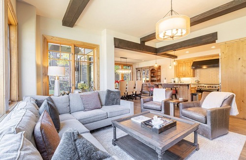 Empire Pass House | 4/4 Deer Valley Condo, Hot Tub, Pool, Ski-in/Ski-Out!