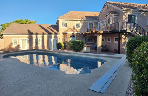 Page House | 4 Bedroom Home by Lake Powell, Antelope Canyon and Horseshoe Bend with Pool!