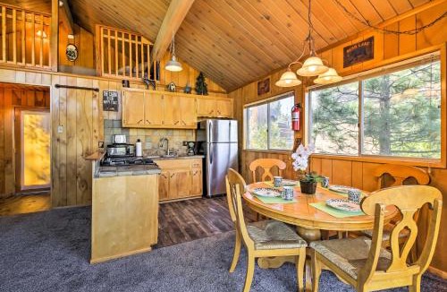 Big Bear House | 5 Mi to Big Bear Mtn Resort: Cozy Cabin w/Deck