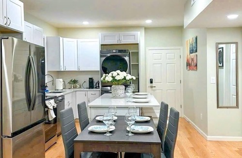 Everett Apartment | 51.Peaceful, modern 3BR Home Near Encore Casino, 12min to Boston