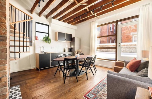 Over-the-Rhine Apartment | 6BR Retreat, Walkers Paradise Near Washington Park
