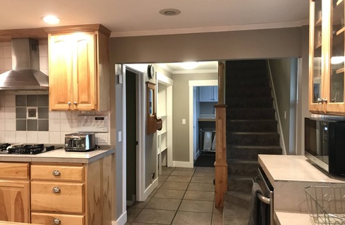 Orem North House | 7 Private Bedroom-Sport Court-Steam Spa-Theater-Close 2 BYU-UVU-TEMPLES-SUNDANCE