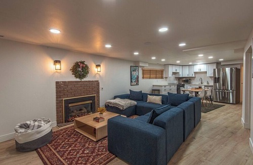 Cottonwood Heights Cottage | 7045 Brent Ln