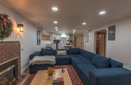 Cottonwood Heights Cottage | 7045 Brent Ln