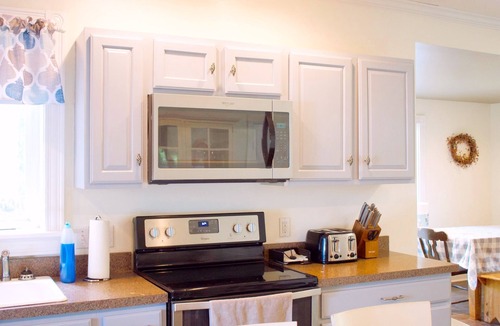 Paradise House | A charming, clean and updated family-friendly home in the heart of Amish Country