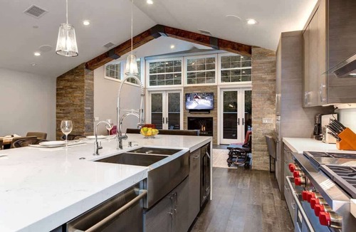 North Park City House | Abode at First Chair, private hot tub, walk to town lift & Main Street