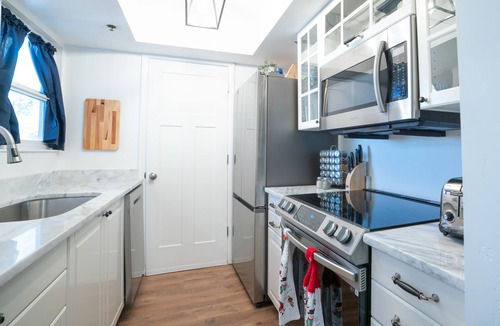 Kimball Junction Condo | Alpine Bliss: 2BD, 2BA Near Park City Ski & Shops