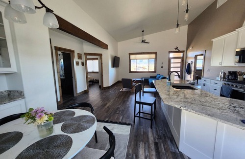 Cortez House | Awesome 3-bedroom house with AC in charming Cortez with views.