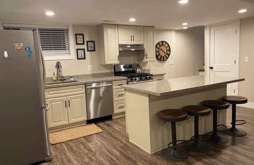 Cottonwood Heights Apartment | Basement apartment in the heart of Cottonwood