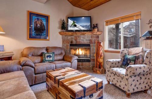 Bear Hollow Village House | Bear Hollow Village-Updated Home with Hot Tub Fitness Center & Pool Access