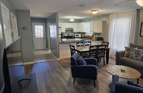 Biltmore Beach Villa | Beautiful Home less than 2 blocks to beach access