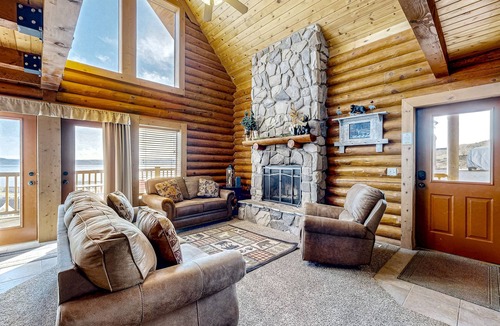 Harbor Village Cabin | Beautiful log cabin with lake views, wraparound deck, & foosball