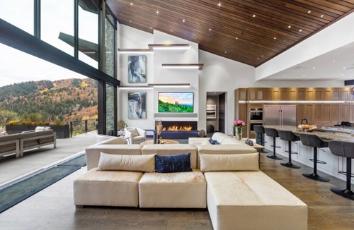 Pineridge House | Beautiful long term rental- PARK CITY - Hot tub, theater, golf sim, patio!