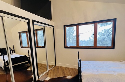 Wrightwood Ski Chalet | Beautiful Wrightwood Chalet