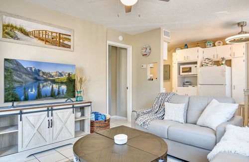 Port Canaveral Condo | Bottom Floor Corner Beach Condo w/Pool - Across Street From Beach