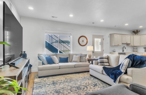 Vineyard Apartment | Brand-new 2-bedroom apartment in beautiful Vineyard