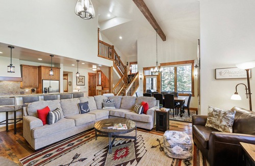 Peak 8 Villa | Breckenridge 91 - Four Bedroom Villa, Sleeps 12
