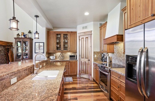 Peak 8 Villa | Breckenridge 91 - Four Bedroom Villa, Sleeps 12