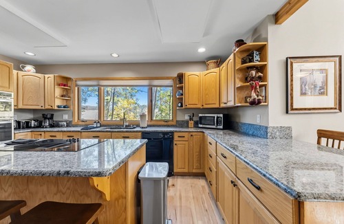 Warrior's Mark West House | Breckenridge Getaway | Private Sauna + Game Room