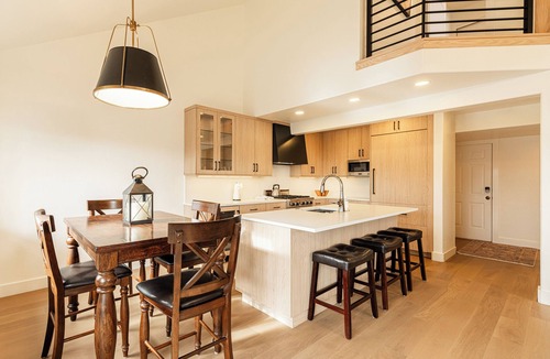 Park City House | Bright & Comfortable Park City Retreat | Seasonal & Month-Long Stays