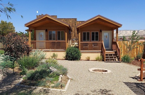 Escalante Cabin | Cabin 4 - Deluxe Cabin with Half Bath