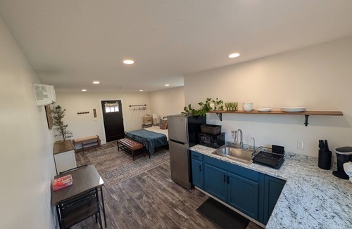 Hatch Apartment | Canyon Glow Retreat- peaceful retreat between Bryce Canyon and Zion