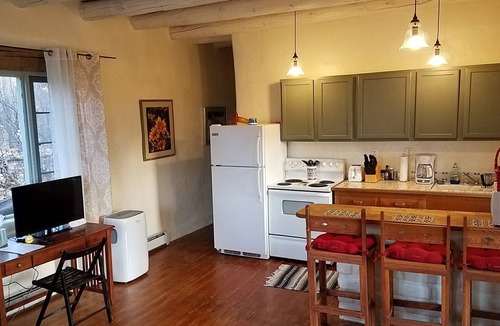 Nambe House | Casa Manzana - next to Vineyard in Nambe, Santa Fe County, NM