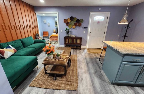 Orient Park Apartment | Casino Tampa Mimi's Ste K3