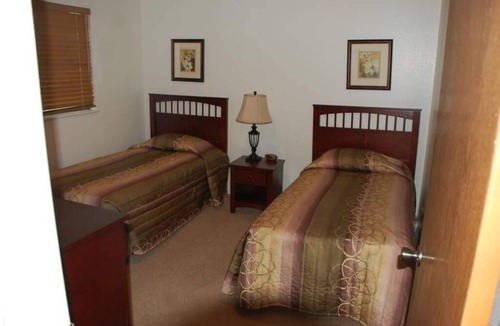 Summit Park House | Catch the beginning of the Sundance Film Festival and enjoy great skiing!