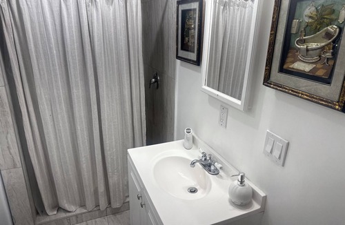 Taylorsville Apartment | Charming 1-bedroom apartment with AC, WiFi in Taylorsville
