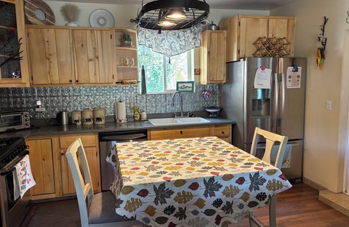 Lewis Cabin | Charming 2 bedroom/1 bath with AC in peaceful Dolores