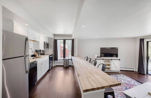 Boulder Ridge Condo | Charming 2-Bedroom Condo Near Shuttle Stops and Downtown Breckenridge