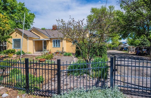 South Salt Lake House | Charming 4-bedroom house with AC and WiFi in South Salt Lake