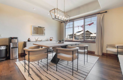 Empire Pass Condo | Chic Empire Pass Condo with Family-Friendly Layout and Prime Ski Access