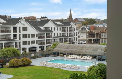 Yachting Village Resort | Classic New England Charm At The Heart of Newport-Wyn. Newport Onshore- 2 Bd.